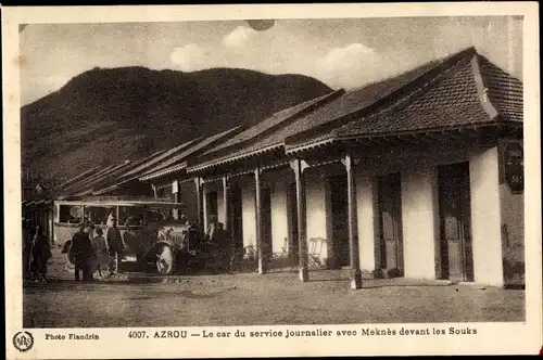 Ak Azrou Marokko, Le car du service journalier avec Meknes