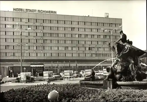 Ak Schwerin in Mecklenburg, Hotel Stadt Schwerin