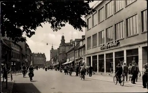 Ak Finsterwalde in Brandenburg, Ernst Thälmann Straße