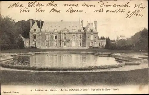 Ak Fécamp Seine Maritime, Chateau du Grand Daubeuf, Vue prise du Grand Bassin