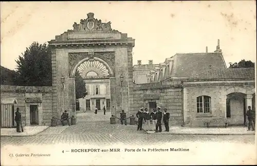 Ak Rochefort sur Mer Charente Maritime, Porte de la Prefecture Maritime