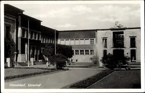 Ak Düsseldorf am Rhein, Ehrenhof