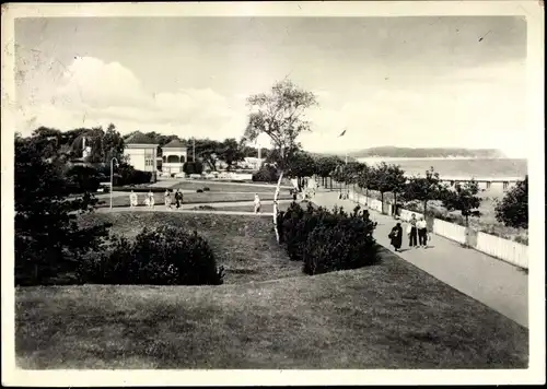 Ak Göhren auf Rügen, Strandpromenade