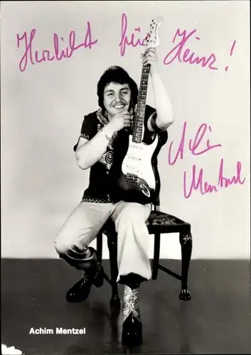 Ak Musiker Achim Mentzel, Portrait, Gitarre, Autogramm