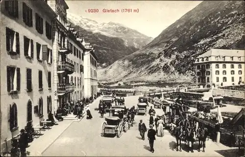 Ak Gletsch Obergoms Kanton Wallis, Straßenpartie