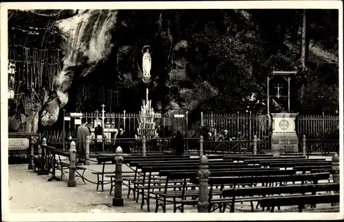 Ak Lourdes Hautes Pyrénées, La Grotte