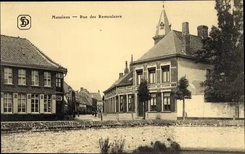 Ak Messines Westflandern, Rue des Remouleurs, Straßenansicht mit Häusern