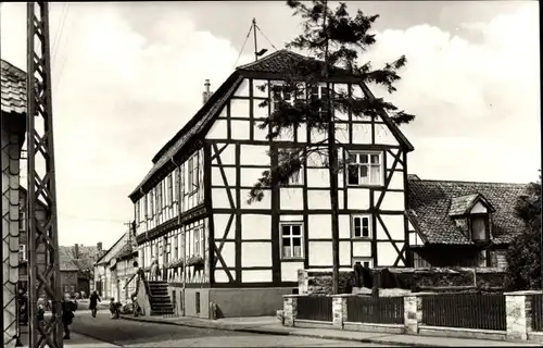 Ak Oebisfelde in Sachsen Anhalt, Magdeburger Straße, Fachwerkhaus