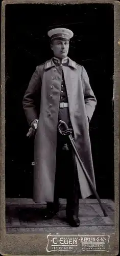 Kabinettfoto Deutscher Offizier in Uniform, Mantel, Kragenspiegel