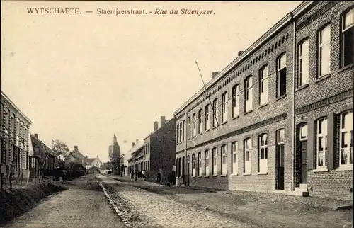 Ak Wytschaete Westflandern, Staenijzerstraat, Rue du Staenyzer, Straßenpartie