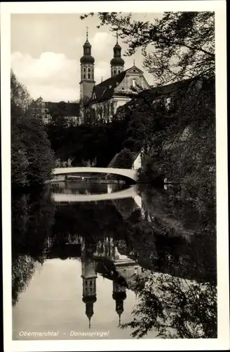Ak Obermarchtal, Donauspiegel, Uferpartie mit Kirche und Brücke
