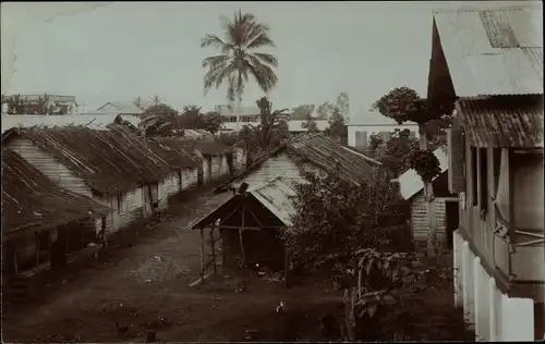 Malabo Santa Isabel de Fernando Poo Äquatorialguinea, Hütten am Straßenrand