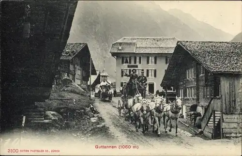 Ak Guttannen Kanton Bern, Kutsche in der Ortschaft