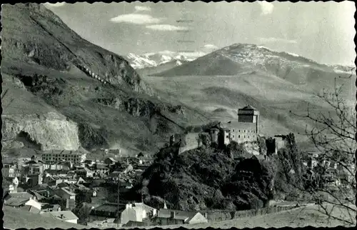 Ak Lourdes Hautes Pyrénées, Le Chateau