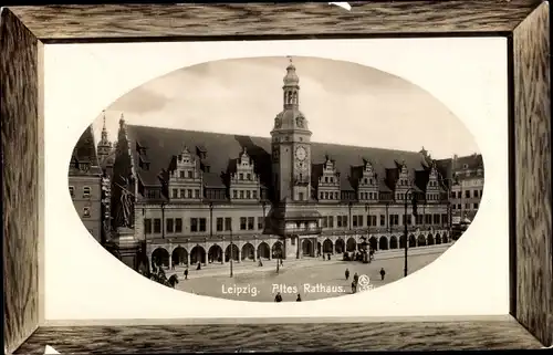 Passepartout Präge Ak Leipzig in Sachsen, Altes Rathaus