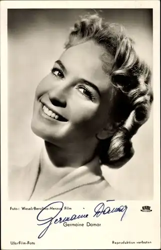 Ak Schauspielerin Germaine Damar, Portrait, Autogramm