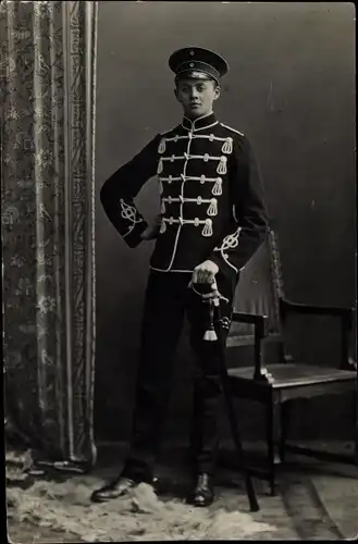 Foto Ak Deutscher Soldat in Uniform, Portrait