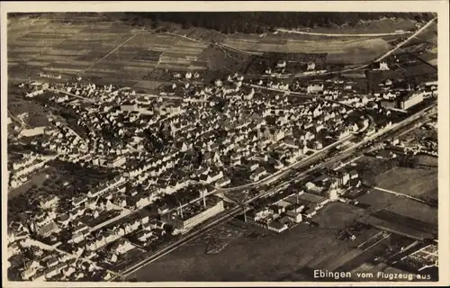 Ak Ebingen Albstadt im Zollernalbkreis, Fliegeraufnahme vom Ort