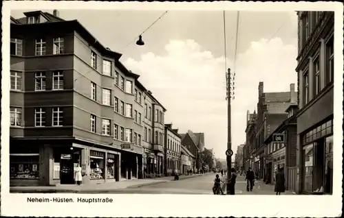 Ak Neheim Hüsten Arnsberg im Hochsauerlandkreis, Blick in die Hauptstraße, Geschäfte