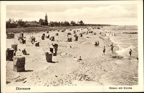 Ak Dziwnów Dievenow in Pommern, Strand mit Kirche