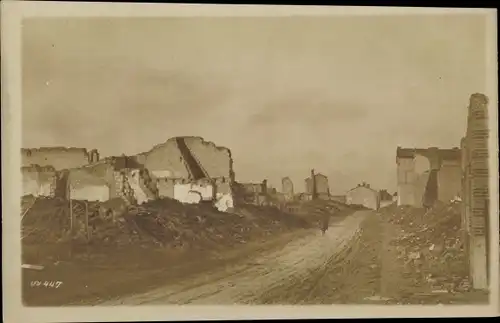 Foto Ak Pontfaverger Moronvilliers Marne, Ort nach der Sprengung, Zerstörung, 1918