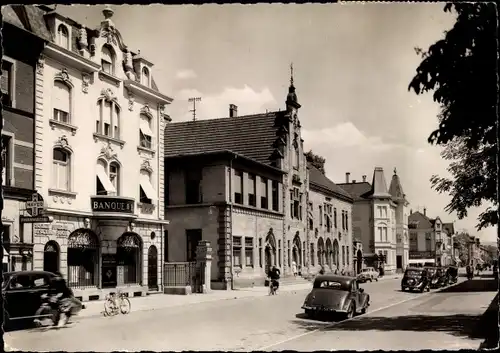 Ak Huningue Hüningen Elsass Haut Rhin, Straßenansicht, Banque