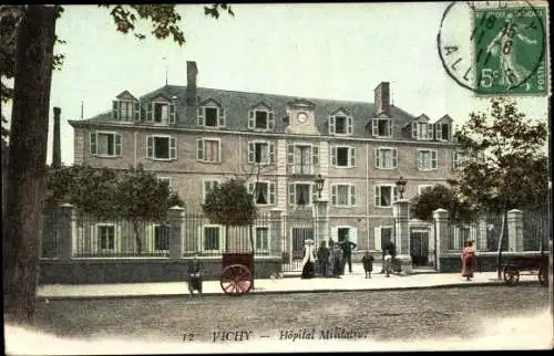 Ak Vichy Allier, Vue sur l'Hôpital Militaire, Militärkrankenhaus