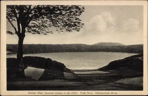 Ak Daun in der Eifel, Pulvermaar, Pulver Maar, ehemaliger Vulkan