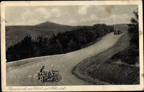 Ak Nürburg in der Eifel, Nürburgring, Rennstrecke mit Blick auf Hohe Acht