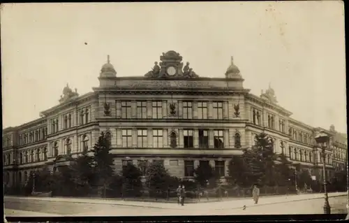 Foto Ak Freiburg im Breisgau, Kriegslazarett, Hildaschule