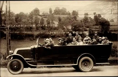 Foto Ak Gavarnie Hautes Pyrénées, Depart pour Gavarnie, offenes Rundfahrtauto, Passagiere