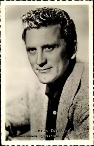 Ak Schauspieler Kirk Douglas, Portrait