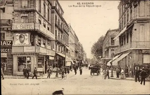 Ak Avignon Vaucluse, La Rue de la Republique, Geschäfte