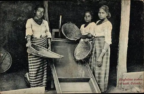 Ak Colombo Ceylon Sri Lanka, Singhalese women at work, Ernte