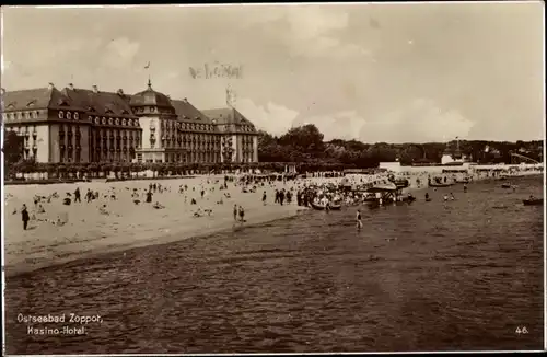 Ak Sopot Gdańsk Zoppot Danzig, Strand mit Kasino-Hotel