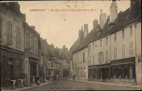 Ak Corbigny Nièvre, La Rue des Forges