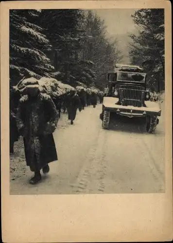 Ak Ravitaillement dans les Vosges, Janvier 1945, französische Soldaten, Winter