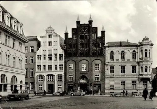 Ak Stralsund in Vorpommern, Alter Markt, Hausfassaden