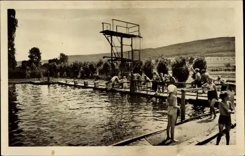 Ak Sollstedt in Thüringen, Freibad, Badegäste