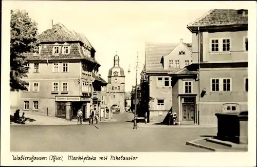 Ak Waltershausen Thüringen, Marktplatz mit Nikolaustor