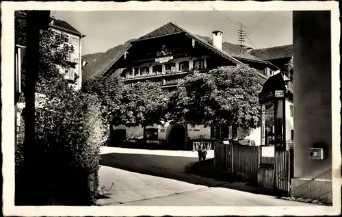 Ak Großgmain in Salzburg, Hotel Kaiser Karl, Außenansicht