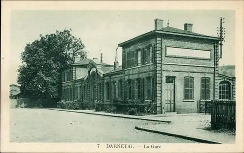 Ak Darnetal en Seine Maritime, La Gare, Ansicht des Bahnhofes