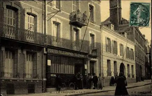 Ak Le Tréport Seine Maritime, La Poste, Rue de Paris