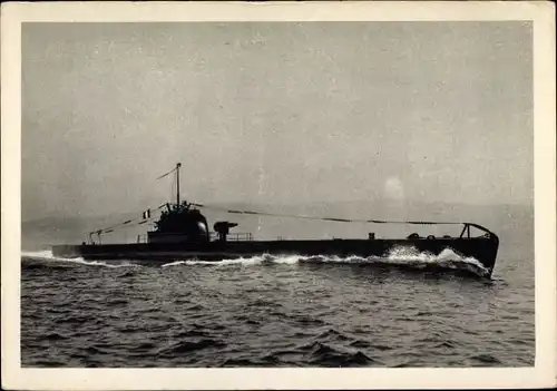 Ak Französisches U Boot, Aurore, Sous marin