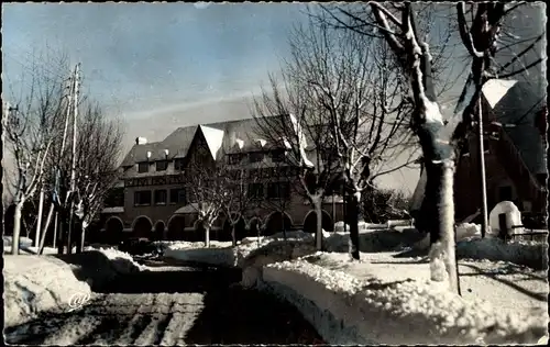 Ak Ifrane Marokko, Grand Hotel
