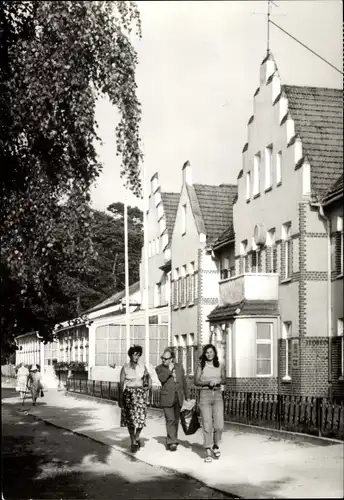 Ak Seebad Lubmin, Philipp Müller Heim, Passanten