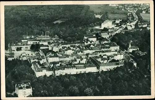 Ak Františkovy Lázně Franzensbad Reg. Karlsbad, Gesamtansicht aus der Vogelschau