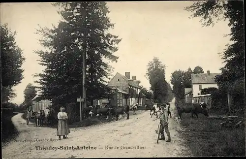 Ak Thieuloy-Saint-Antoine Oise, Rue de Grandvilliers