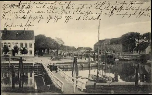 Ak Tönning an der Eider Nordfriesland, Partie am Hafen