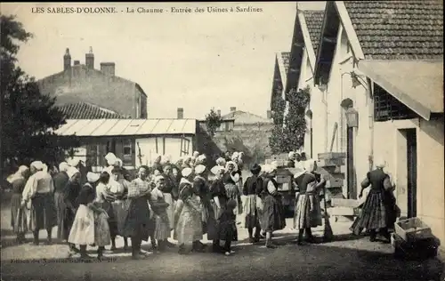 Ak Les Sables d'Olonne Vendée, La Chaume, Entree des Usines a Sardines